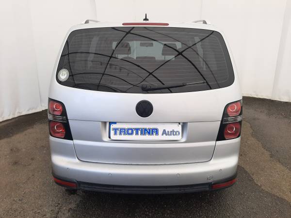Volkswagen Touran Cross 2.0 TDi TROTINA Auto - autobazar