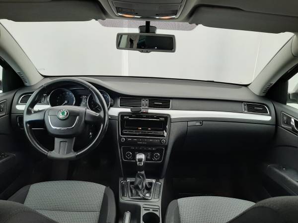 Škoda Superb 2.0 TDi TROTINA Auto - autobazar